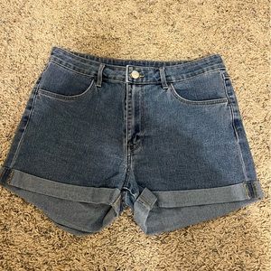 H&M Jean Shorts!